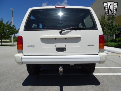 2000 Jeep Cherokee Classic
