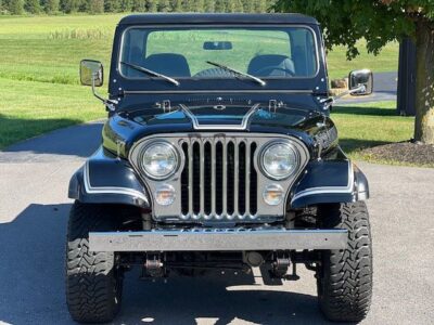 1983 Jeep Scrambler SUV