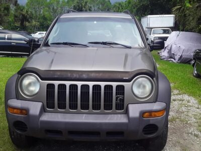 2004 Jeep Liberty SUV