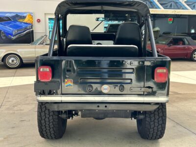 1983 Jeep CJ-7 Base 2DR 4WD SUV
