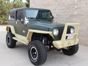 2001 Jeep Wrangler 2DR Sahara 4WD SUV