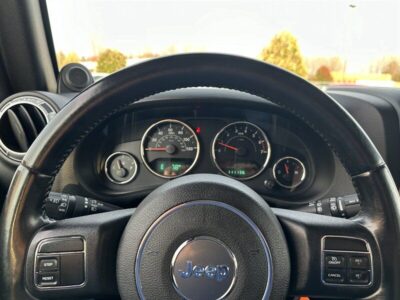 2014 Jeep Wrangler Unlimited Sahara SUV
