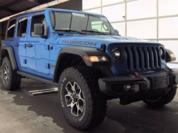 2021 Jeep Wrangler Unlimited Rubicon 3.0L Turbo Diesel 3-Piece Hard Top