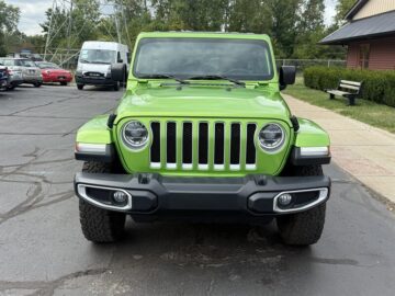 2019 Jeep Wrangler Unlimited Sahara SUV