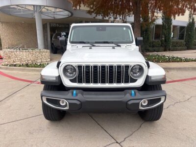 2024 Jeep Wrangler Sahara 4XE SKY One-Touch Power Top Trailer TOW Package