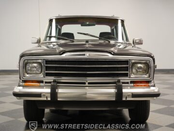 1988 Jeep Grand Wagoneer