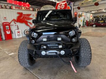 2016 Jeep Wrangler Unlimited 4WD 4DR Sahara