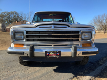 1987 Jeep Grand Wagoneer